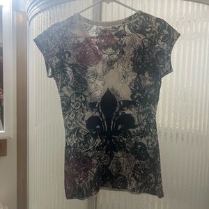 Women’s medium t-shirt